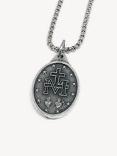 Load image into Gallery viewer, The Miraculous Medal of Blessed Mother in Spanish 1 inch